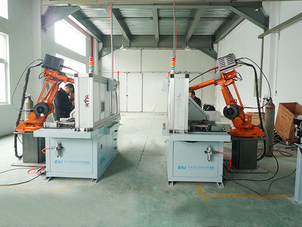 汽車三角臂弧焊專機(jī)