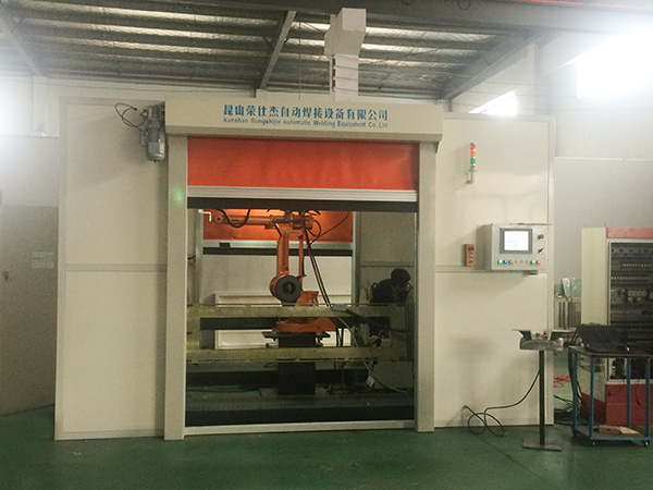 淺談點焊機的安全操作規(guī)程 淺談點焊機的安全操作規(guī)程